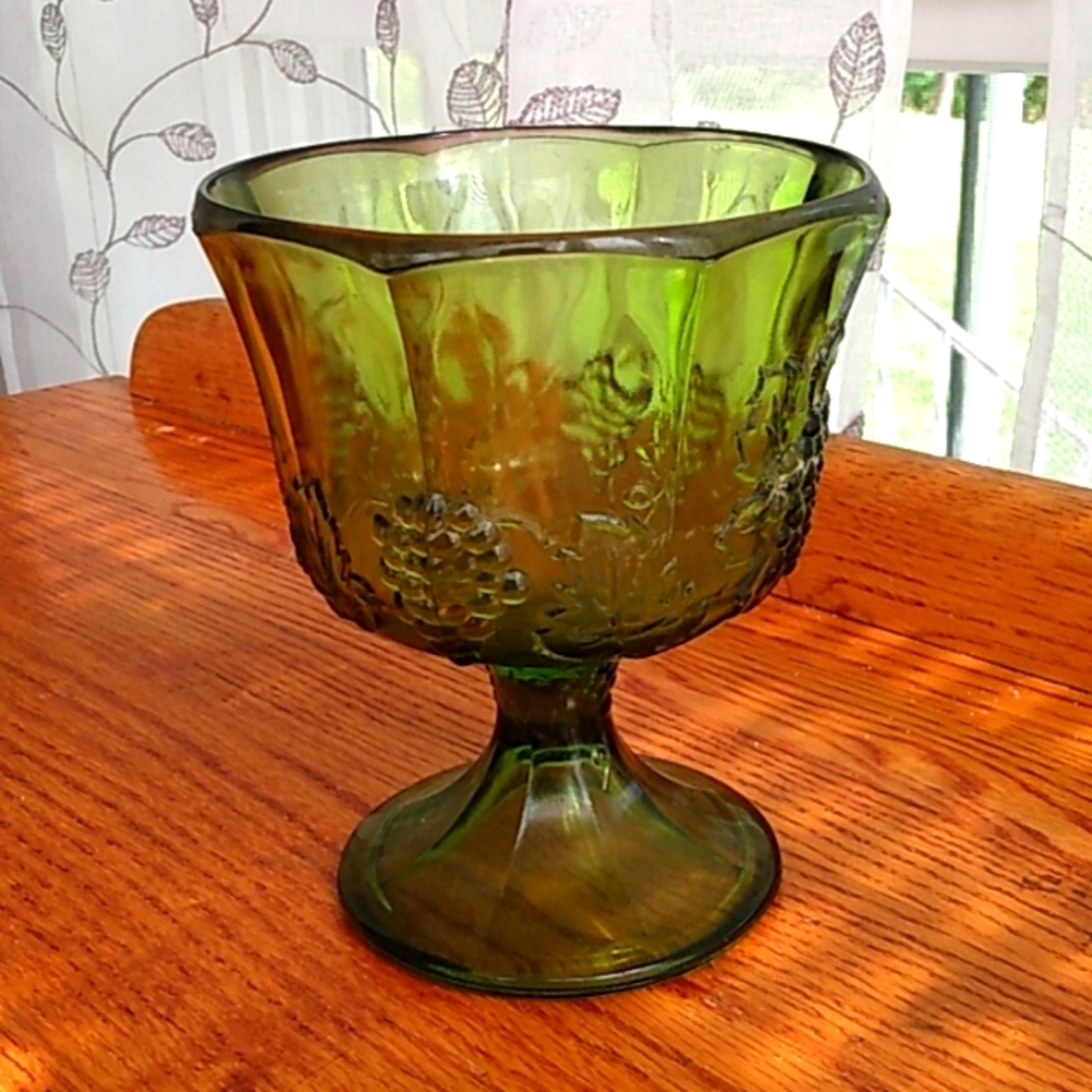Indiana Glass Co. Pedestal Bowl